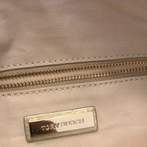 Tory Burch Shoulder Bag - Picture 7 of 8